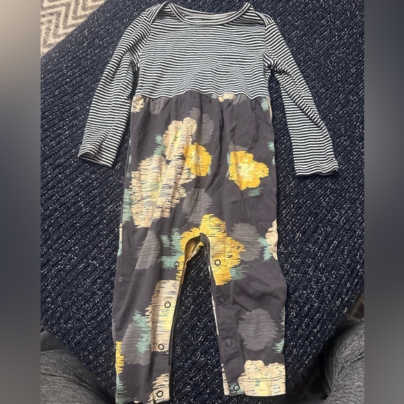 Tea Collection Other - Tea Collection 9-12M Striped Floral Romper